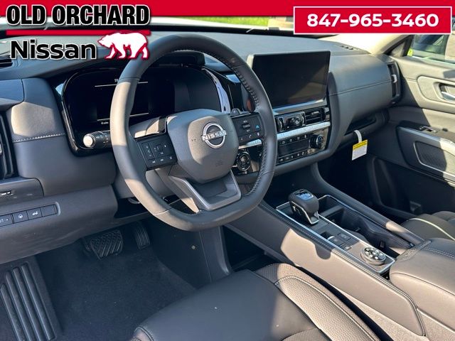 2026 Nissan Pathfinder SL SUV