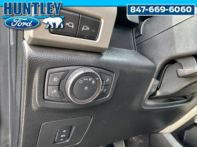 2017 Ford F-150 Lariat Truck SuperCrew Cab