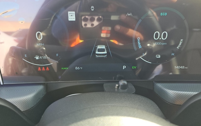 2025 Hyundai Sonata Hybrid Limited Sedan