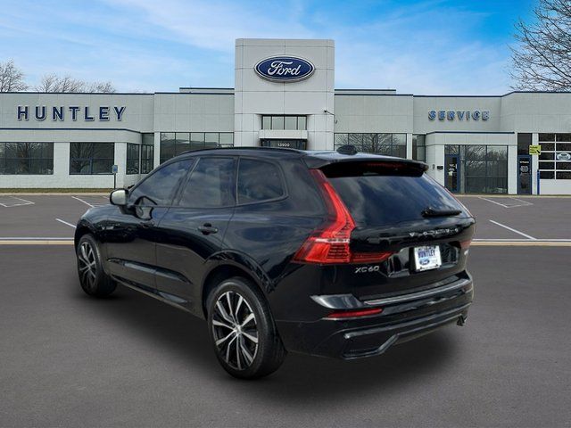 2024 Volvo XC60 B5 Plus Dark Theme SUV