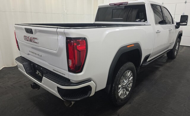 2022 GMC Sierra 2500 HD Denali Truck Crew Cab