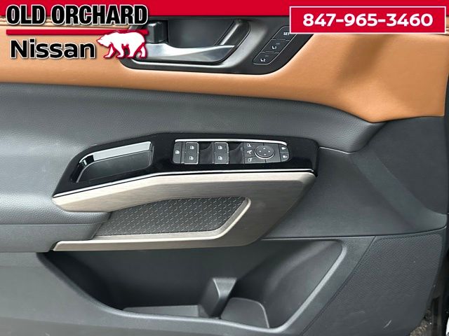2025 Nissan Pathfinder Platinum SUV