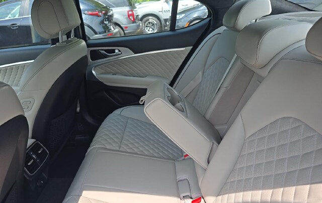 2023 Genesis G70 3.3T Sedan