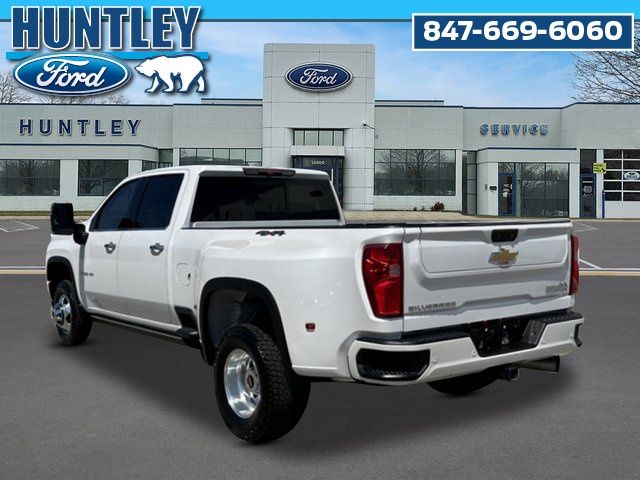 2022 Chevrolet Silverado 3500 HD High Country Truck Crew Cab