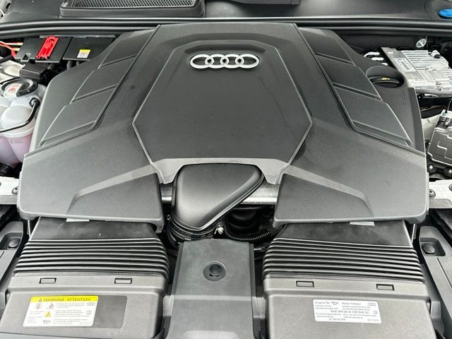 2025 Audi Q7 55 Premium Plus SUV