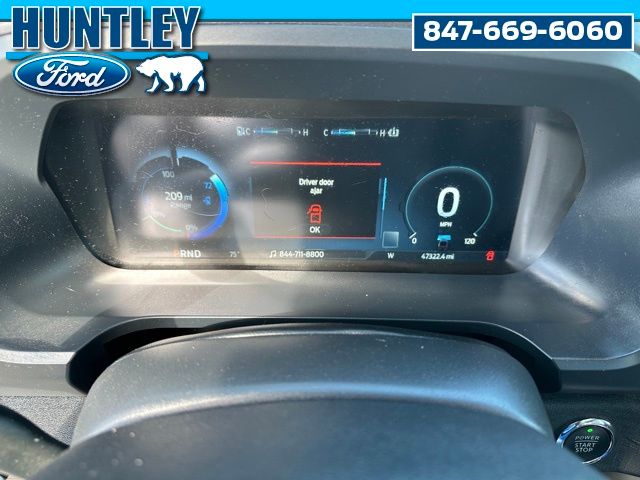 2023 Ford F-150 Lightning Lariat Truck SuperCrew Cab