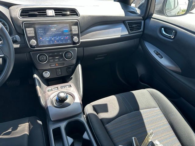 2025 Nissan LEAF S Hatchback