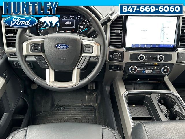 2022 Ford F-250 Lariat Truck Crew Cab