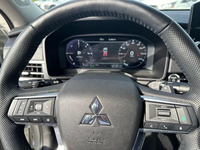 2024 Mitsubishi Outlander PHEV SUV