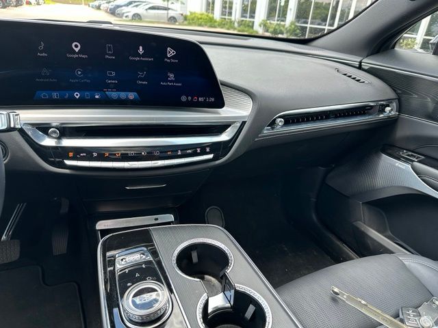 2024 CADILLAC LYRIQ Luxury SUV