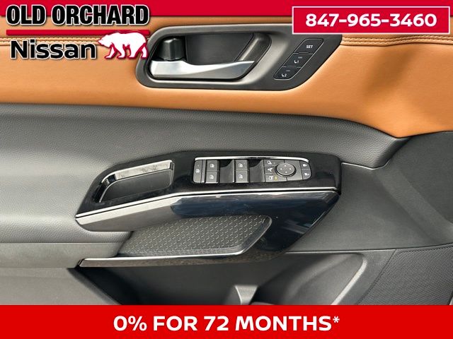 2026 Nissan Pathfinder Platinum SUV
