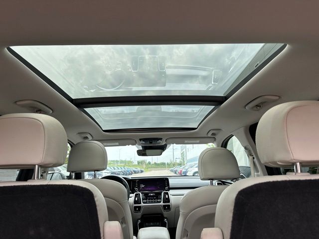 2023 Kia Sorento Hybrid EX SUV