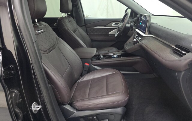 2025 Ford Explorer Platinum SUV