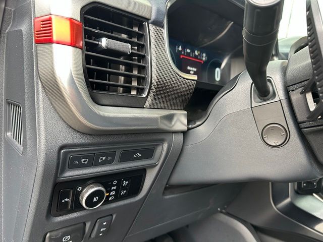 2023 Ford F-150 Raptor Truck SuperCrew Cab