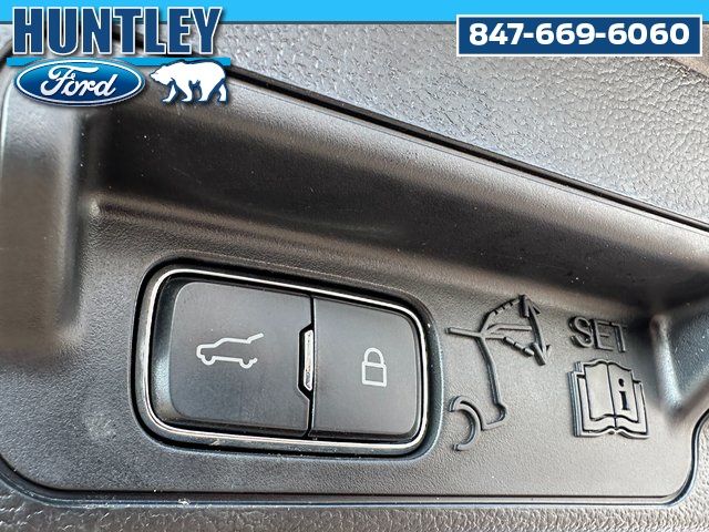 2023 Ford Explorer Limited SUV