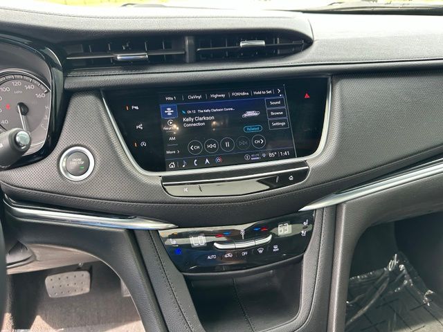 2024 CADILLAC XT5 Premium Luxury SUV
