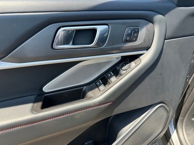 2025 Ford Explorer ST SUV