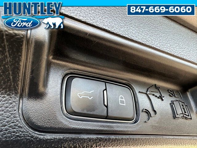 2022 Ford Explorer ST SUV
