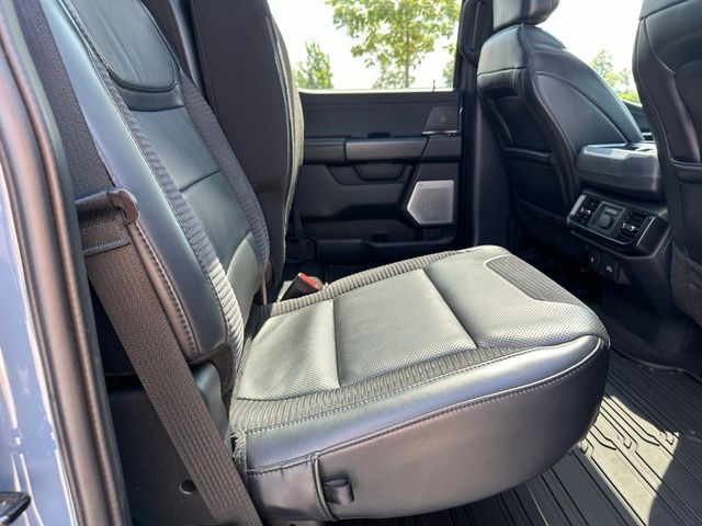 2023 Ford F-150 Raptor Truck SuperCrew Cab