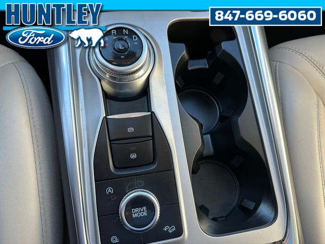 2022 Ford Explorer Platinum SUV