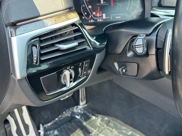 2022 BMW M550i M550i xDrive Sedan