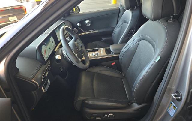 2023 Genesis GV60 Advanced SUV