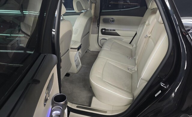 2023 Genesis GV60 Advanced SUV