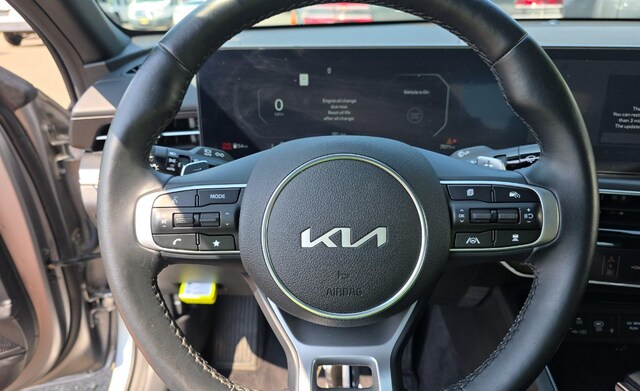 2025 Kia K5 GT Sedan