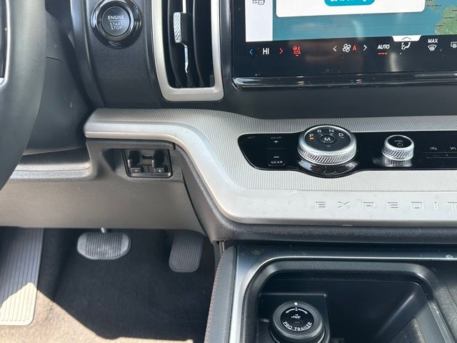 2025 Ford Expedition Active SUV