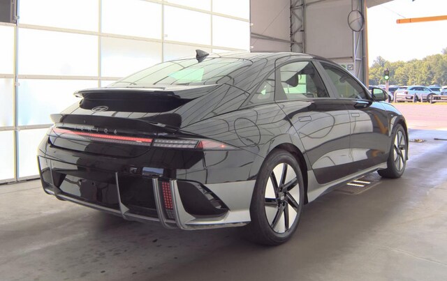 2024 Hyundai IONIQ 6 SE Sedan