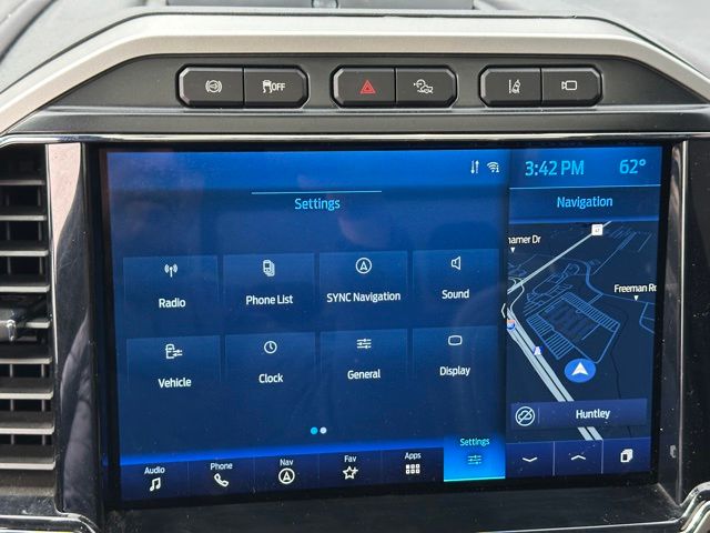 2022 Ford F-250 Lariat Truck Crew Cab