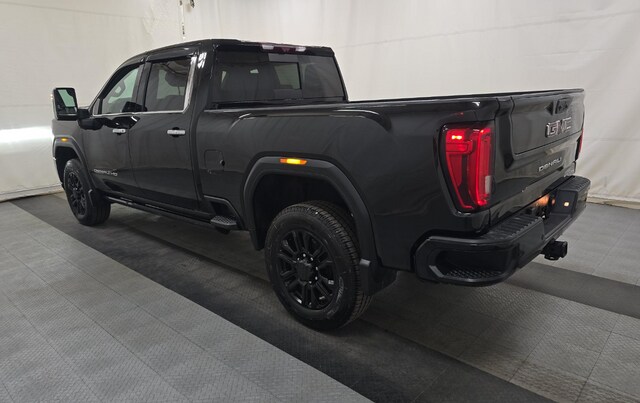2023 GMC Sierra 3500 HD Denali Truck Crew Cab