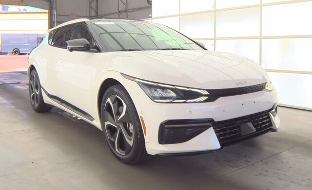 Used 2023 Kia EV6 GT-Line with VIN KNDC4DLC5P5113860 for sale in Skokie, IL