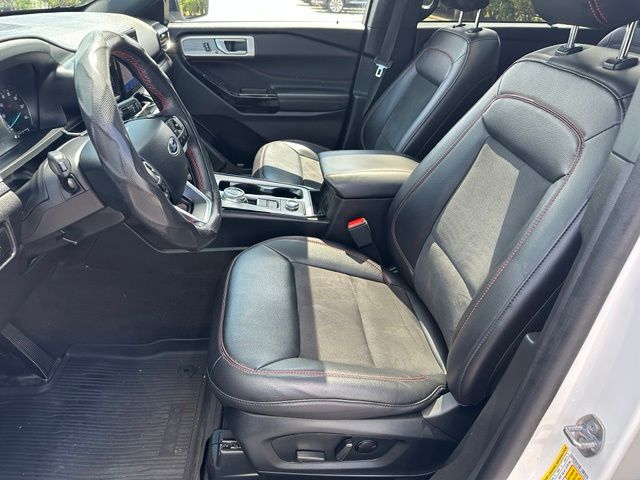 2023 Ford Explorer ST-Line SUV