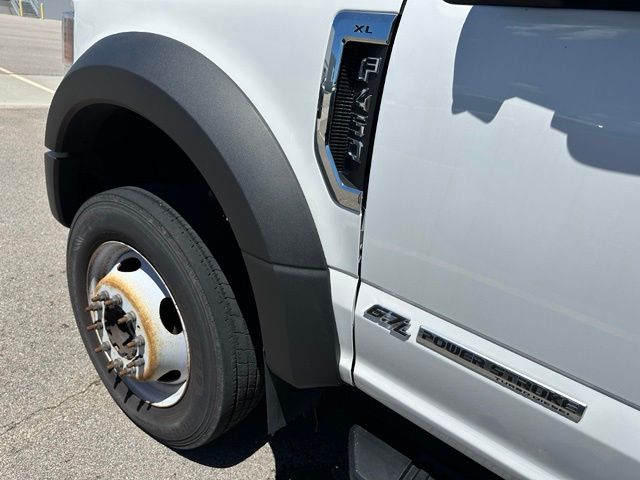 2022 Ford F-450 Chassis XL Truck Crew Cab