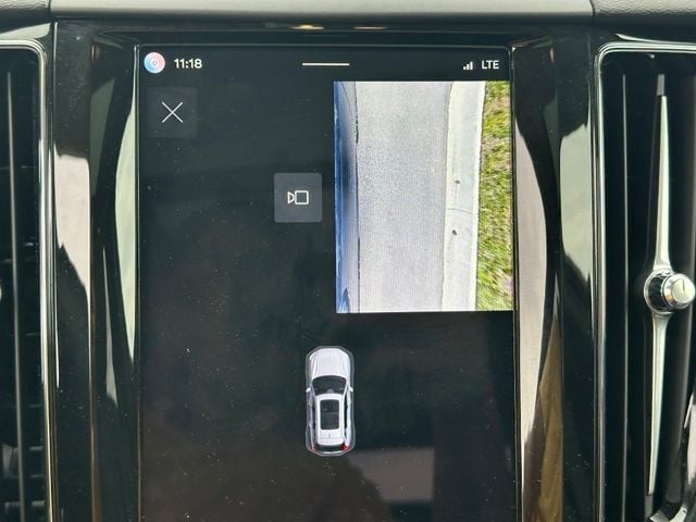 2025 Volvo XC60 B5 Plus SUV