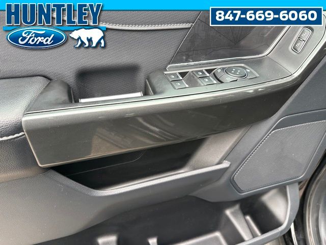 2023 Ford F-150 XLT Truck SuperCrew Cab