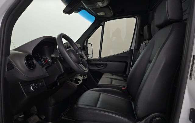 2024 Mercedes-Benz Sprinter 2500 Cargo 170 WB Van