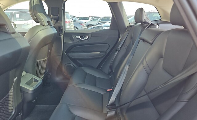 2025 Volvo XC60 B5 Core SUV