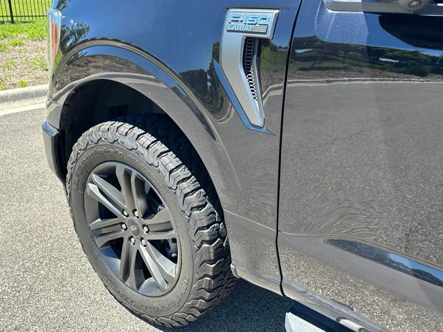 2022 Ford F-150 Lariat Truck SuperCrew Cab