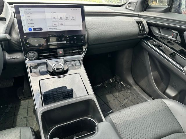 2023 Toyota bZ4X Limited SUV