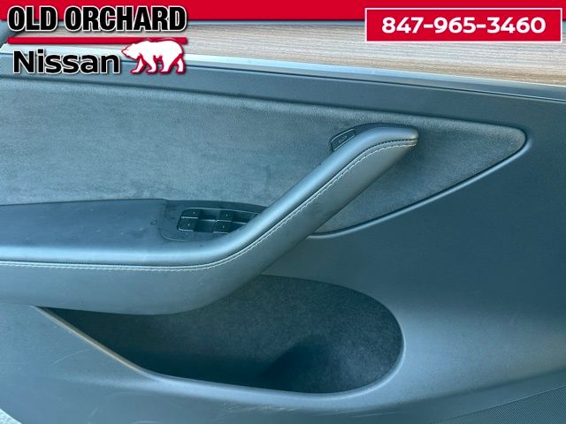 2025 Tesla Model Y Long Range SUV