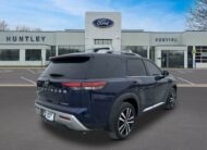 2024 Nissan Pathfinder Platinum SUV