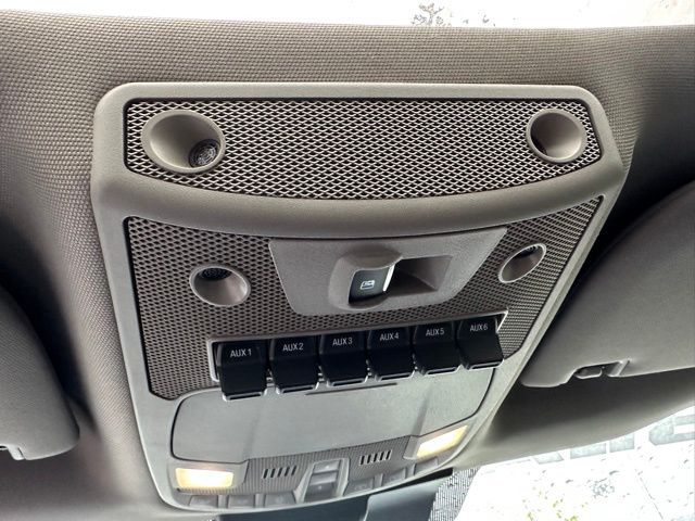 2021 Ford F-250 Lariat Truck Crew Cab