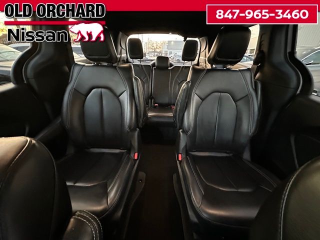 2024 Chrysler Pacifica Plug-In Hybrid Select Van Passenger Van