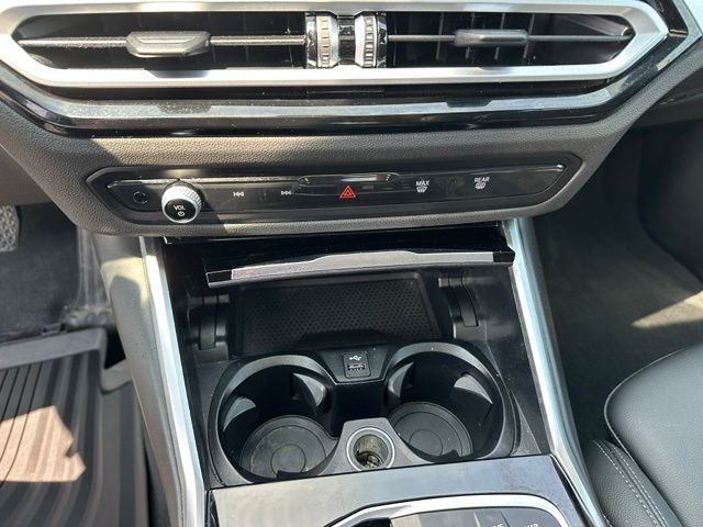 2023 BMW 330i 330i xDrive Sedan
