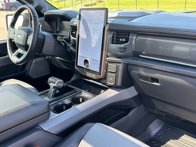 2024 Ford F-150 Lightning Lariat Truck SuperCrew Cab
