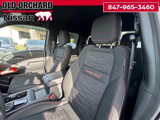 2025 Nissan Frontier PRO-4X Truck Crew Cab