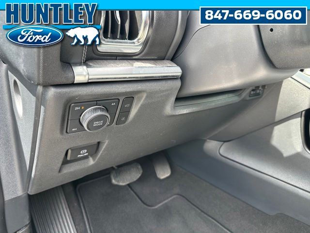 2025 Ford Expedition Platinum SUV