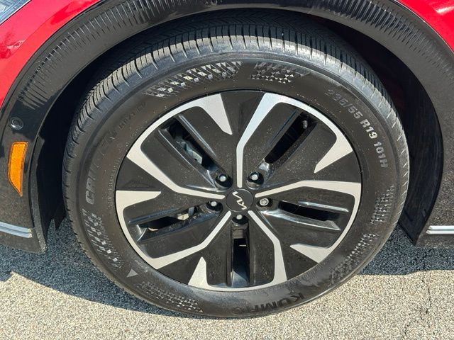 2023 Kia EV6 Wind SUV
